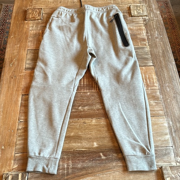 Nike Tech Fleece Pants Sm - Picture 2 of 5